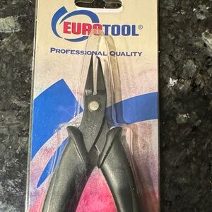 Eurotool Professional Quality Black Needle-Nose Pliers
